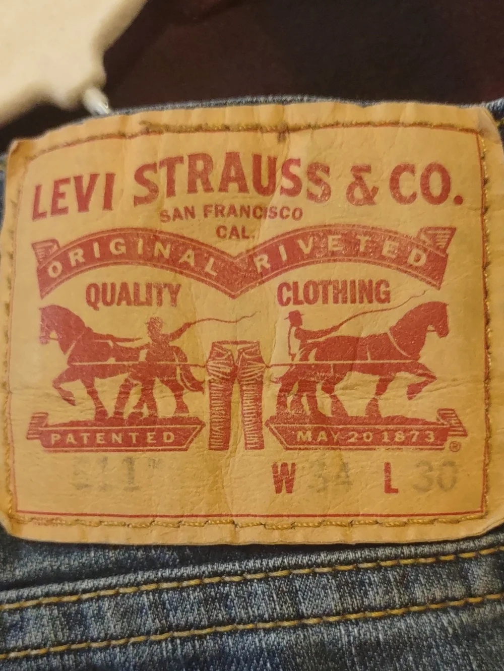 LEVI'S 511 Slim Fit DISTRESSED Jeans Mens 34x30 Dark Wash Blue.  UNIQUE